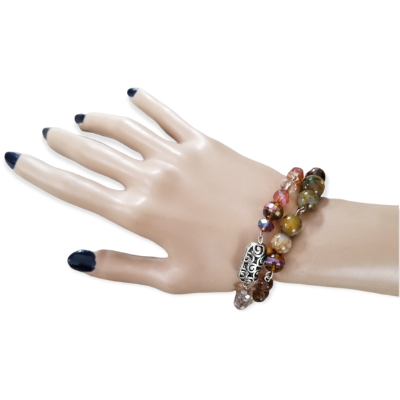 Hand Crafted Multi-Strand Semi-precious Stone and Crystal Beaded Bracelet - Picture 3 of 8